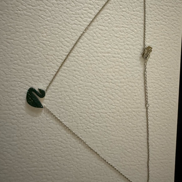 New women’s swan Elegant Green Necklace